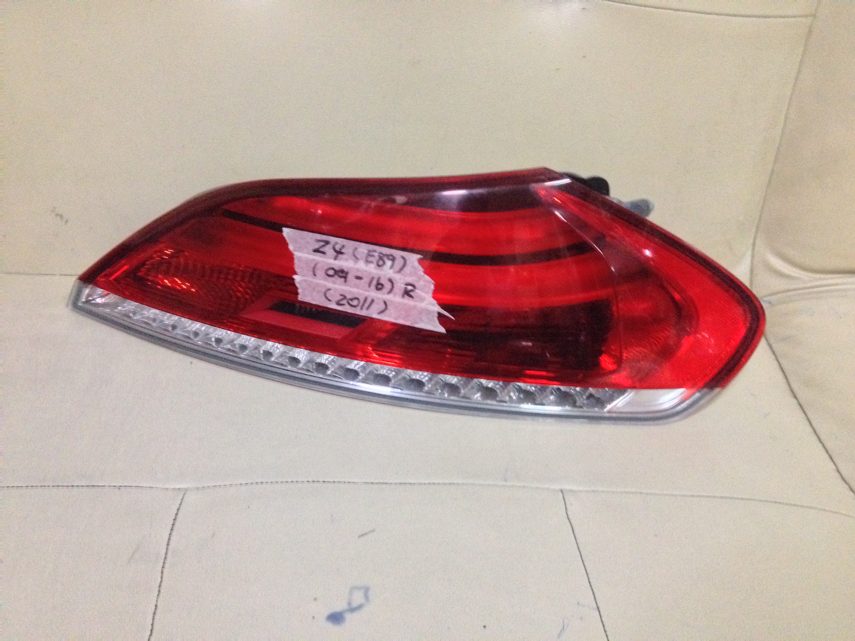 ไฟท้าย BMW Z4 E89 ปี 2011 R