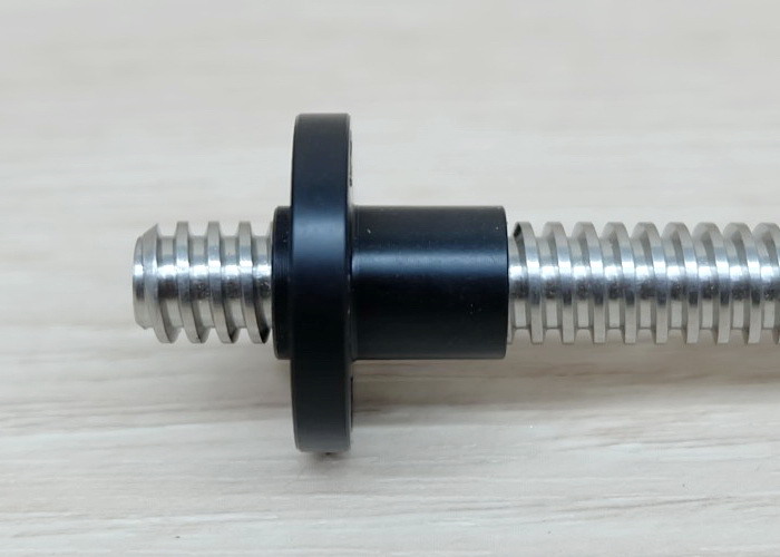 POM Nut for T8 Screw Lead 2mm (ลื่น,แรงเสียดทานต่ำ)