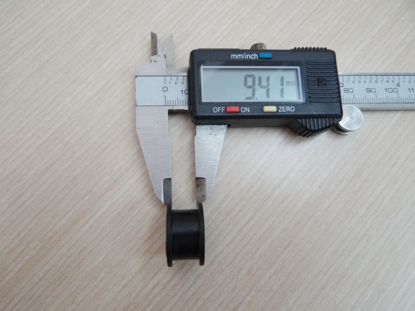 Smooth Idler Pulley Wheel Bore 5mm - 625-2RS