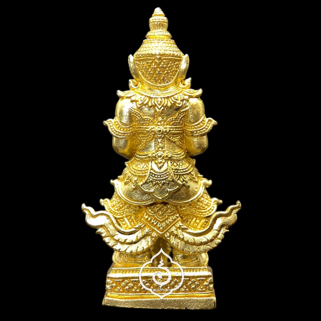 ท้าวเวสสุวรรณ (เนื้อเหลืองบุศราคัมฝังเพชร ฝังตะกรุดเงิน 2 ดอก กรรมการเล็ก) รุ่นยกฐานะ ทองนำโชค ปี64 หลวงพ่อทอง วัดบ้านไร่ จ.นครราชสีมา (มีโค้ด หมายเลข150)