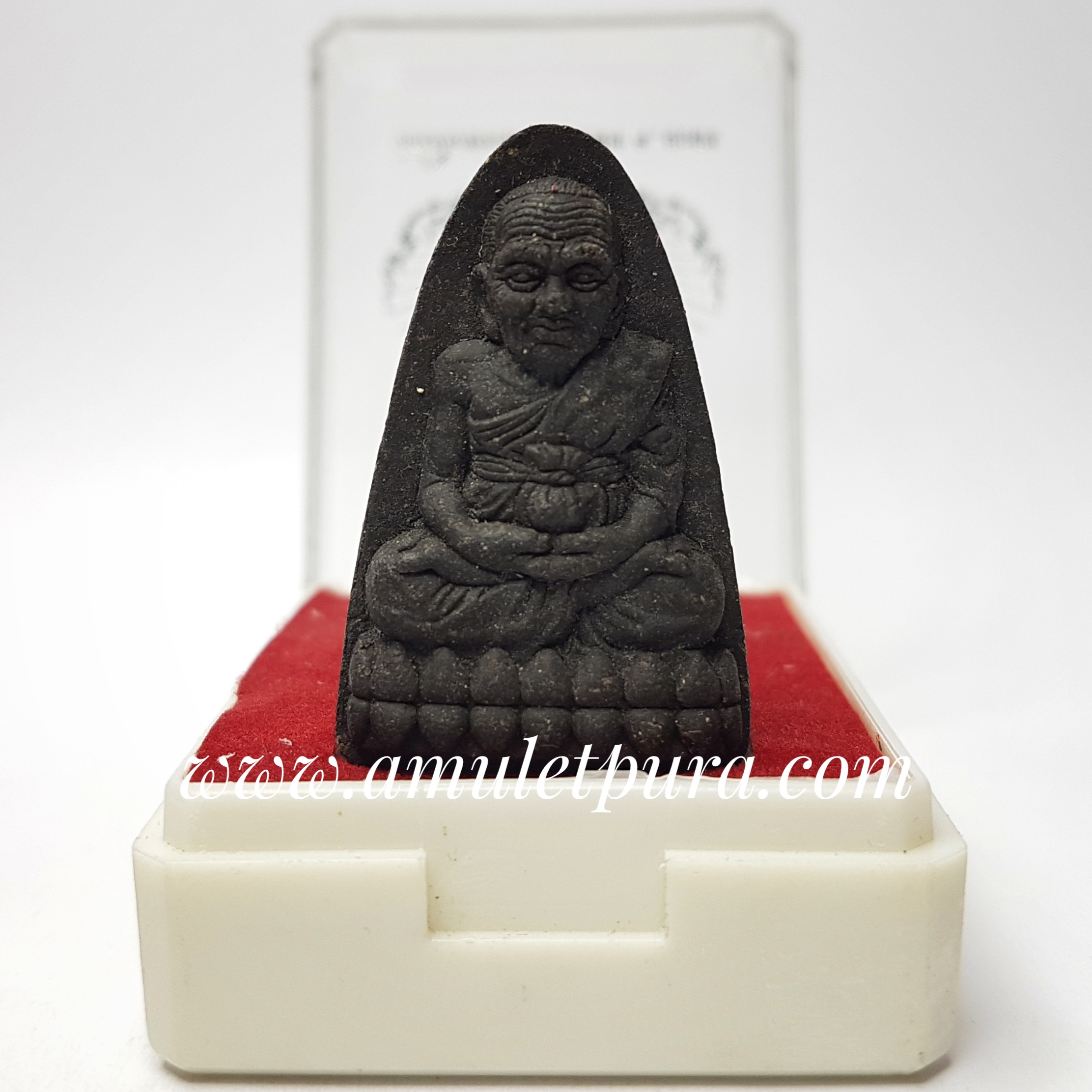 หลวงปู่ทวด หลังเตารีด พิมพ์50ปี วัดเมืองยะลา (ว่านผสมดินกากยายักษ์) รุ่นสันติสุข ปี52 พ่อท่านฉิน วัดเมืองยะลา จ.ยะลา (มีโค้ด)