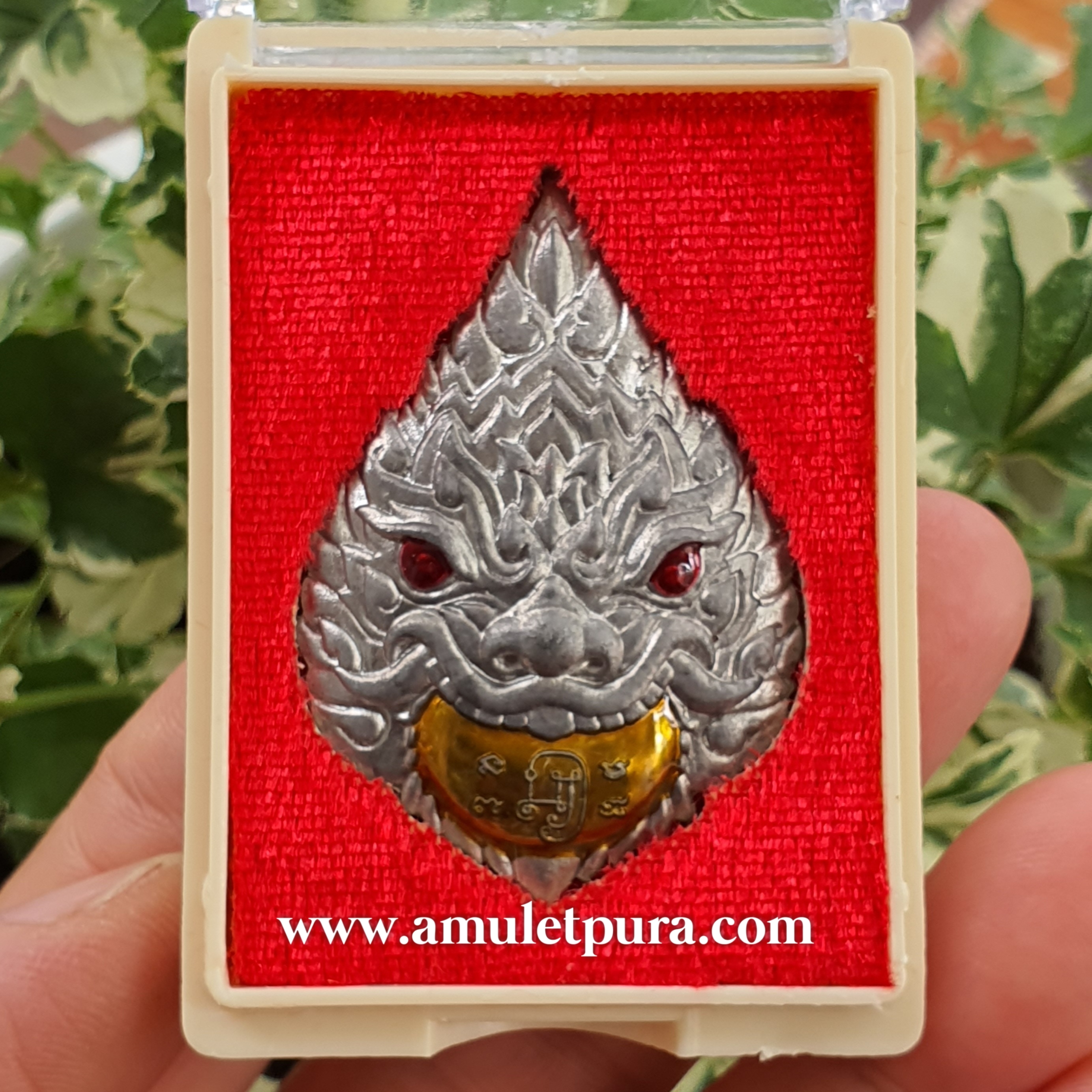 พระราหู รุ่นรวยทรัพย์(เนื้อตะกั่วอวน ลงยาพระจันทร์)ปี60 หลวงพ่อรักษ์ วัดสุทธาวาสวิปัสนา จ.พระนครศรีอยุธยา(มีโค้ด หมายเลข3/แจกศูนย์จอง จัดสร้าง 300 เหรียญ)