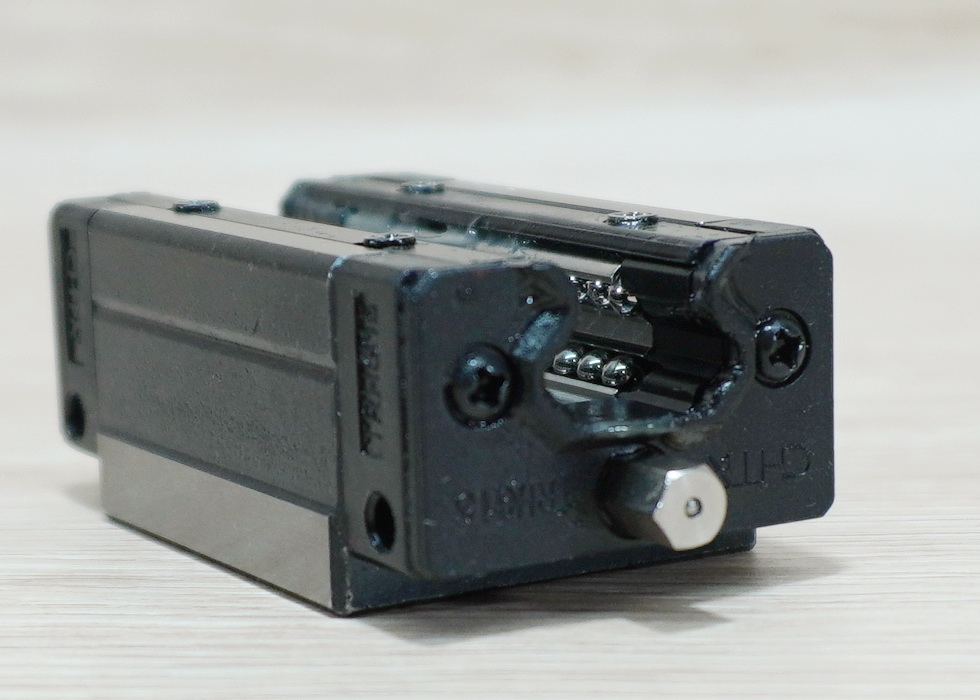 TRH15B Square Slide Block (TRHG15B)