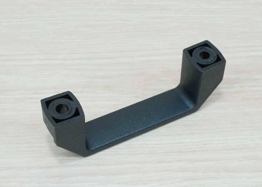 Plastic D-shape Handle Pull Knob 70mm (Hole Pitch 90 mm)