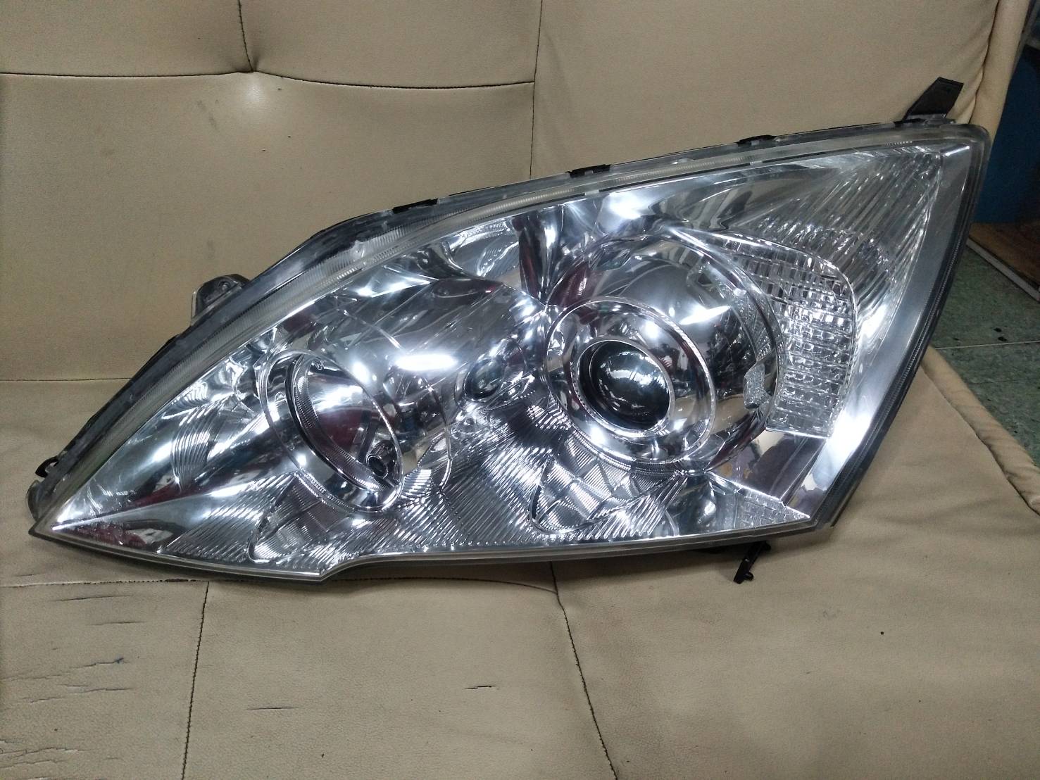เสื้อไฟหน้า HONDA CRV G3 XENON L