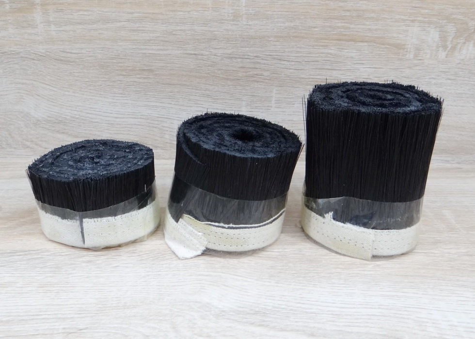 แปรงดักฝุ่น 70mm x 1M Nelon Brush Vacuum Cleaner (Black)