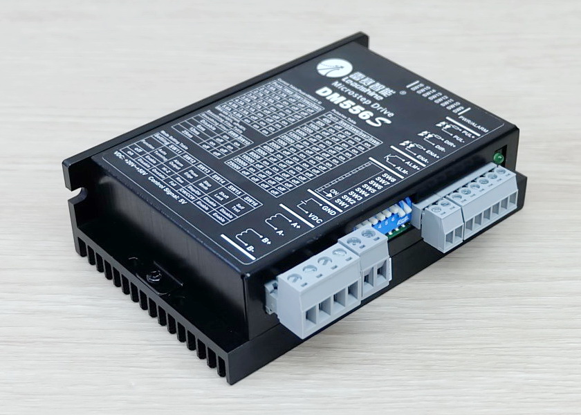 DM556S (Leadshine) Microstep Driver Peak 5.6A, 20-50 VDC 2-phase (Upgrade)