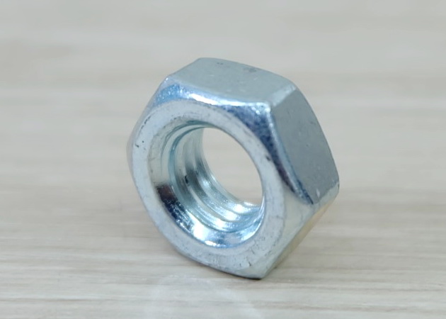 Hex Nuts M10x1.5mm (20ตัว/ถุง) Carbon Steel Galvanized