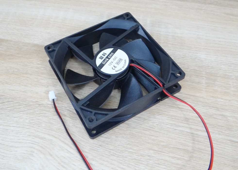 Fan 92 x 92 x 25mm DC 12V