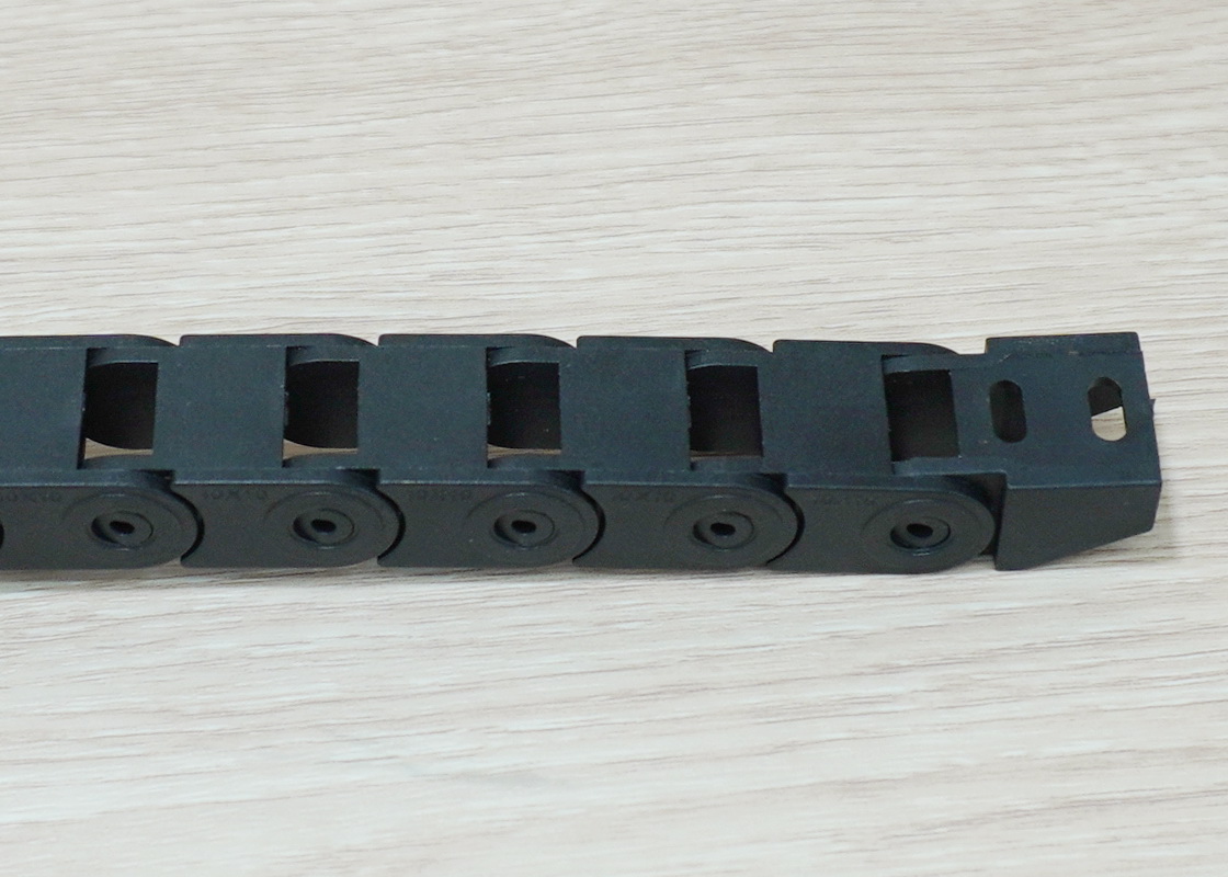 10 X 10 mm Cable Drag Chain R18mm ยาว 1M และ End Connectors