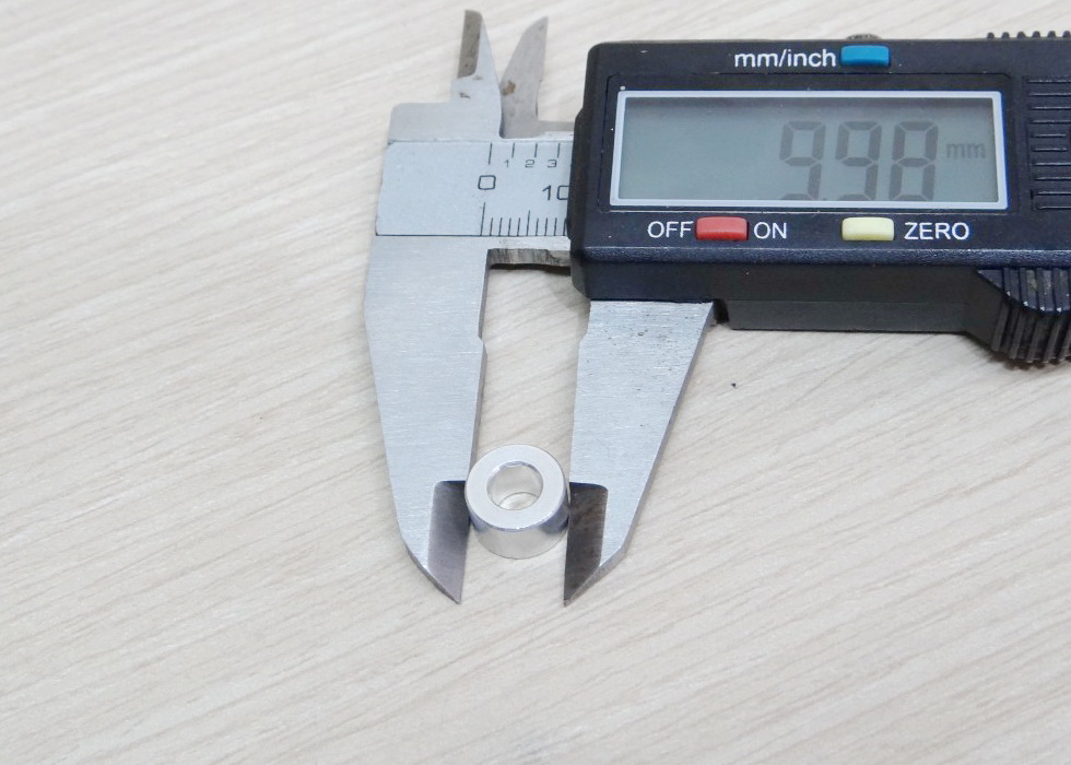 (ชุด 10 ชิ้น) Height 40 mm Aluminium Spacer Bore 5.1mm OD 10mm Isolation Column Separate