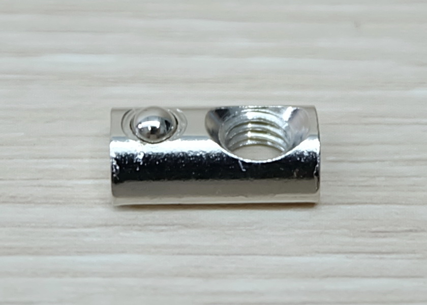 M5 Shrapnel Steel Ball Nut สำหรับ Series 20 Alu Profile (แพ็ค 20 ตัว)