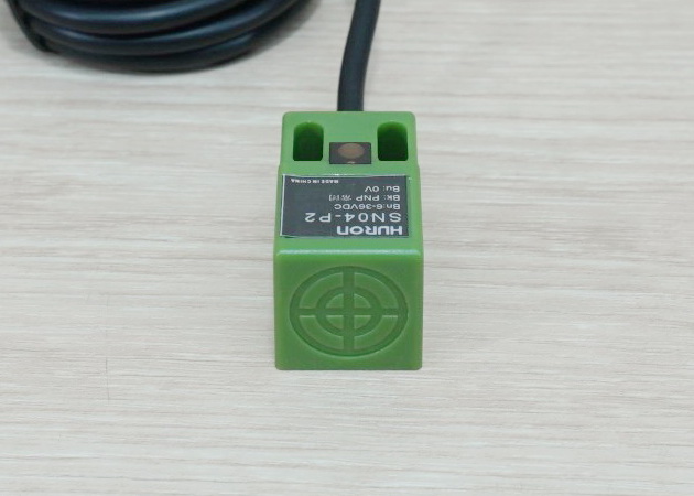 SN04-P2 (PNP, NC ระยะ 4mm) 6-36V DC Inductive Proximity Switch