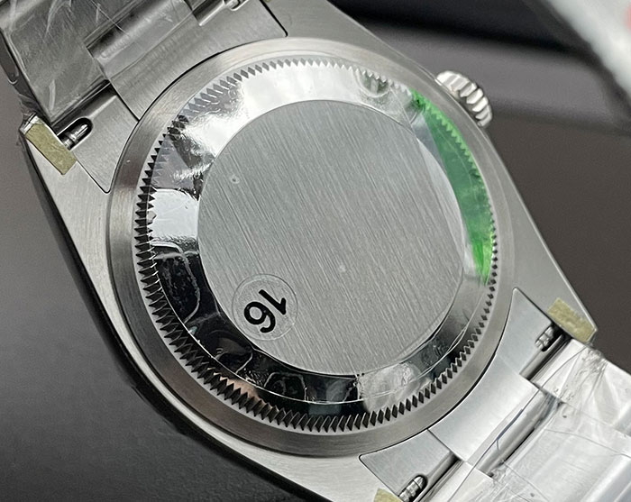 ROLEX OP36 CORAL RED 36 MM. VSF