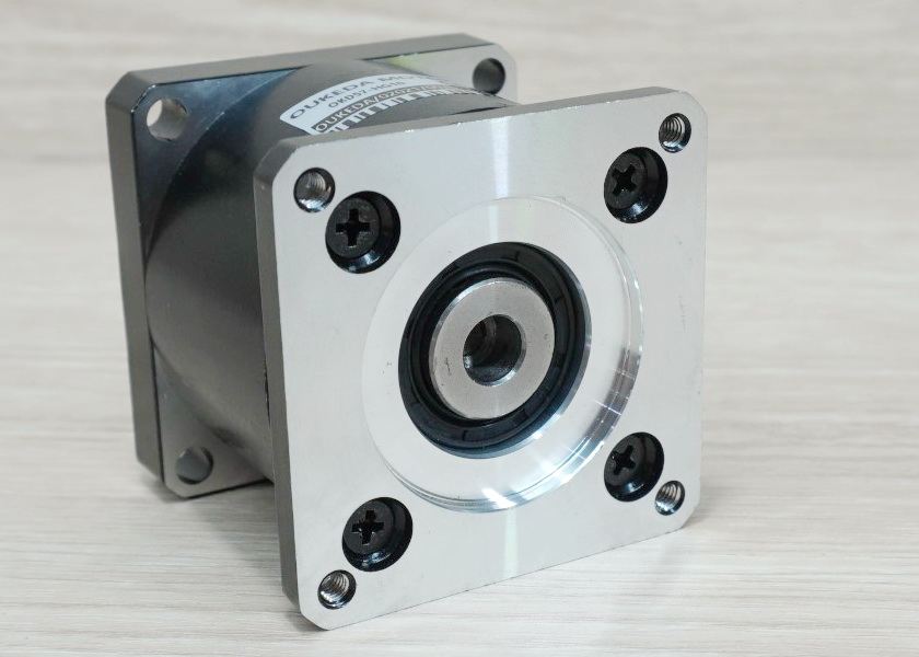 Planetary Gearbox Ratio 10:1 NEMA23 Speed Reducer (Shaft IN 8mm - OUT 14mm)