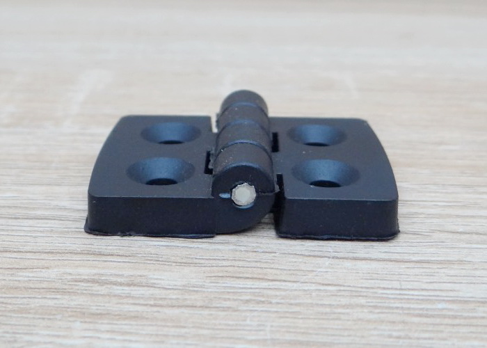 บานพับพลาสติกไนลอน Hinge for Alu-Profile 2020 ระยะรู 20x15 mm