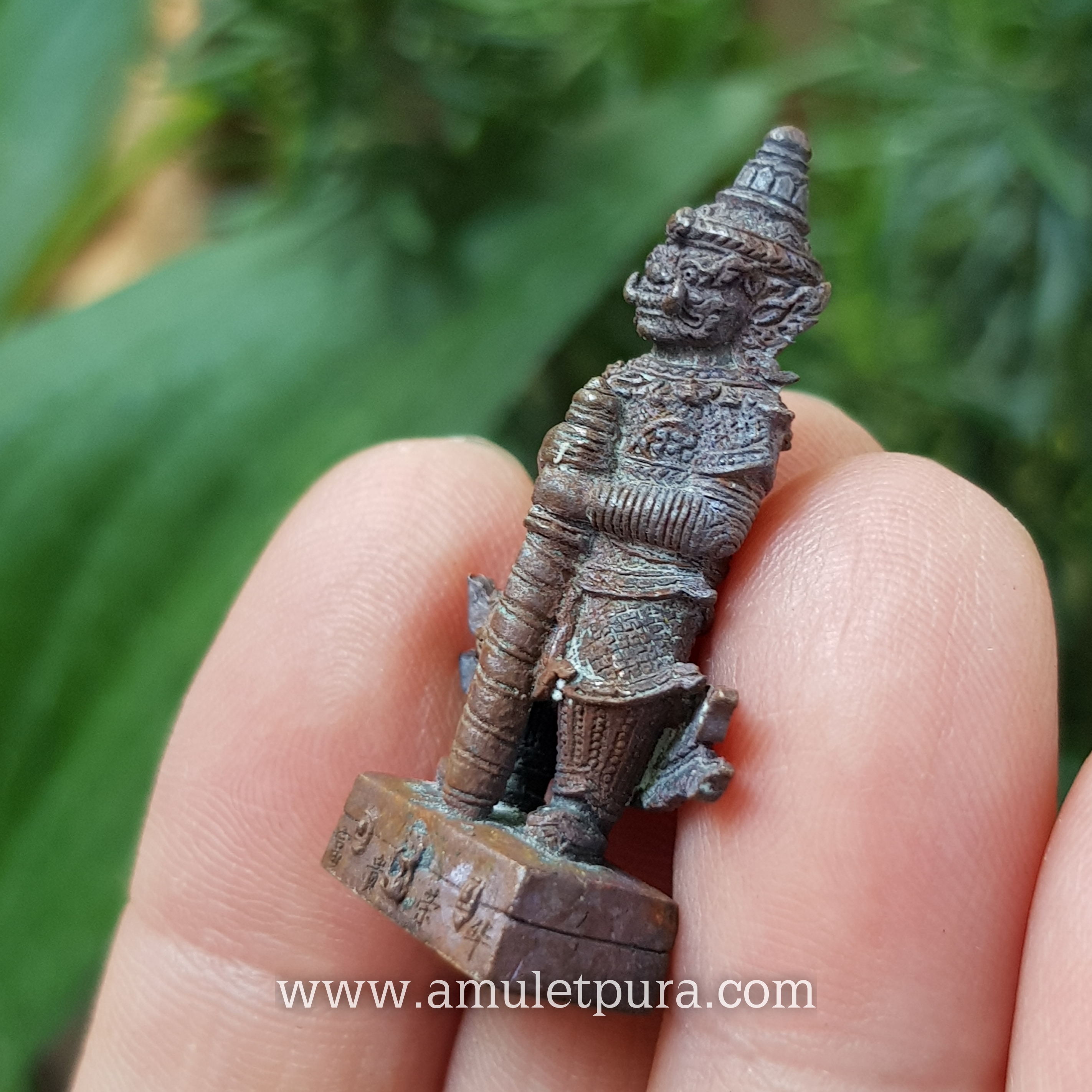 ท้าวเวสสุวรรณ (เนื้อมหาชนวน ตระกรุดเงินคู่) รุ่นทรัพย์ทวีคูณ89 ปี61 พ่อท่านเขียว วัดห้วยเงาะ จ.ปัตตานี (มีโค้ด หมายเลข 8252)