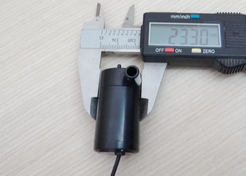 ปั๊มน้ำเล็ก DC pump 5V (สีดำ)