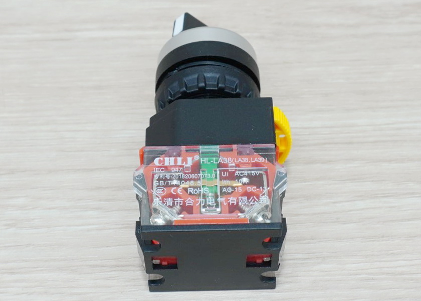 LAY38-11X2 AC400V 10A (2-Position) Industrial Selector Rotary Switch (On-Off) self-locking