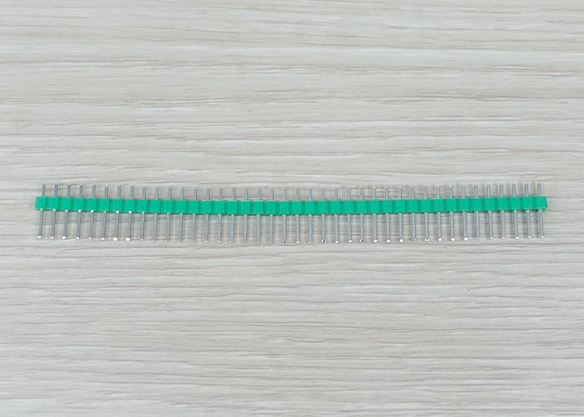 Pin Header - Green ตัวผู้ขาสั้น 2.54 mm แถว 40 Pin (แพ็ค 20 แถว)