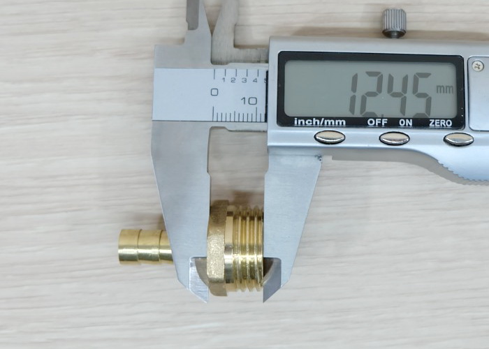 Male Thread 1/2BSP (20.5mm) to Straight Barb Tail 8mm Brass Connector