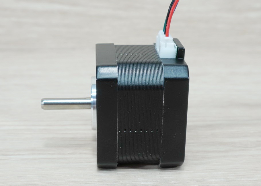 Usongshine - Stepper Motor (Nema17) แรงบิด 29 N.cm 1A (17HS3401S) Black End