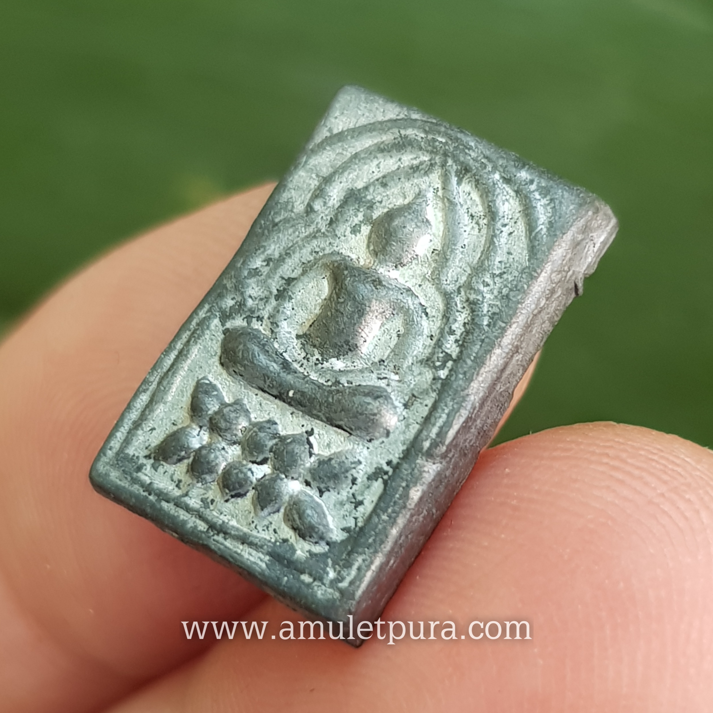 พระหลวงปู่ศุข พิมพ์ประภามณฑลหลังลายมุ้ง (เนื้อชินตะกั่ว) ปี14 วัดปากคลองมะขามเฒ่า จ.ชัยนาท