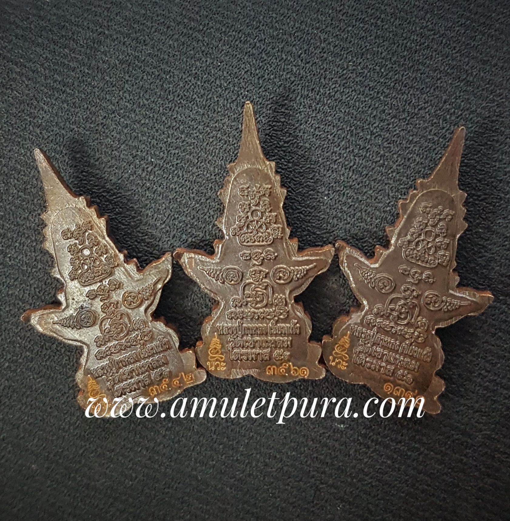 ปรกท้าวเวสสุวรรณหน้าเทพ(นวะโลหะขอมโบราณพันปี)รุ่นเขี้ยวแก้วประกาศิต ไตรมาสปี51 หลวงปู่กาหลง วัดเขาแหลม จ.สระแก้ว(ตอกโค้ดและหมายเลขกำกับ)