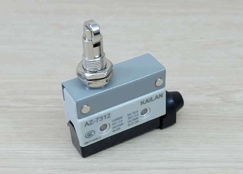 AZ-7312 Waterproof Micro Limit Switch - 90 Degree Roller Metal (Silver Contact)
