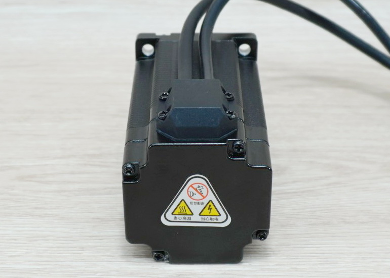 D57CME31 Closed Loop Stepper Motor (Nema 23) แรงบิด 3.1N.m 5A Shaft 8mm + CL57C Driver