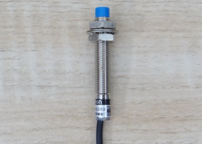 LJ8A3-2-Z/EX (2 Wire, NO ระยะ 2mm) 6-36V DC Inductive Proximity Sensor M8