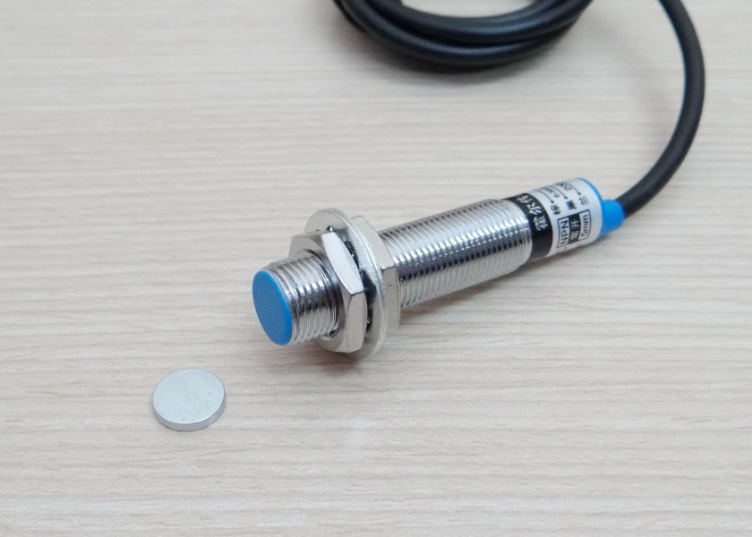 Hall Switch NJK-5002C (NPN, NO ระยะ10mm) Proximity Induction Magnetic Sensor DC6-36V Long Body