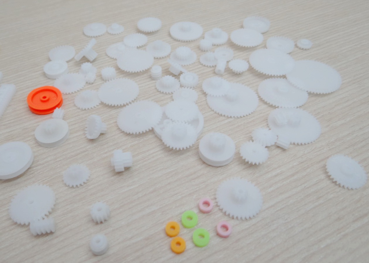 Mixed 75 ชิ้น ABS Plastic Gear Accessories DIY Tool Set 0.5M