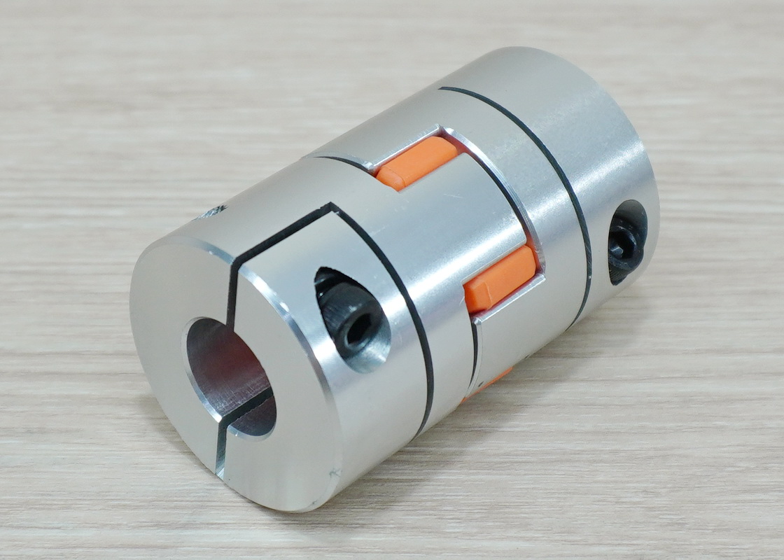 17 x 19 mm XB-Plum Flexible Shaft Coupling D40 L66