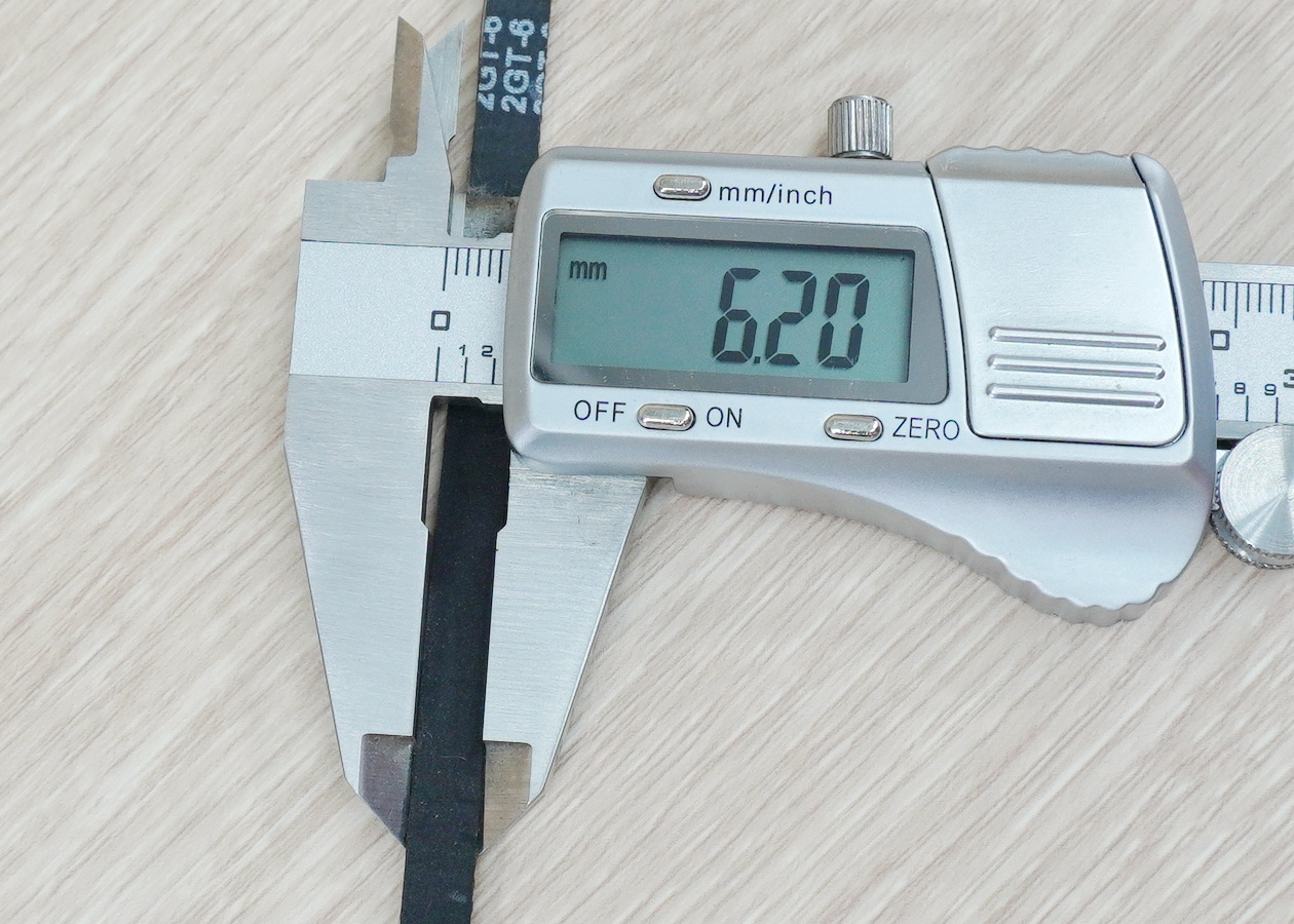 2GT-6mm Dustproof Neoprene Timing Belt Fiberglass Core สีดำ (ราคา/1เมตร)