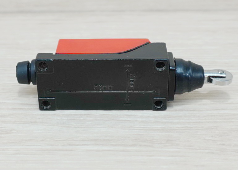 ME-8122 (Silver Dot) Limit Switch