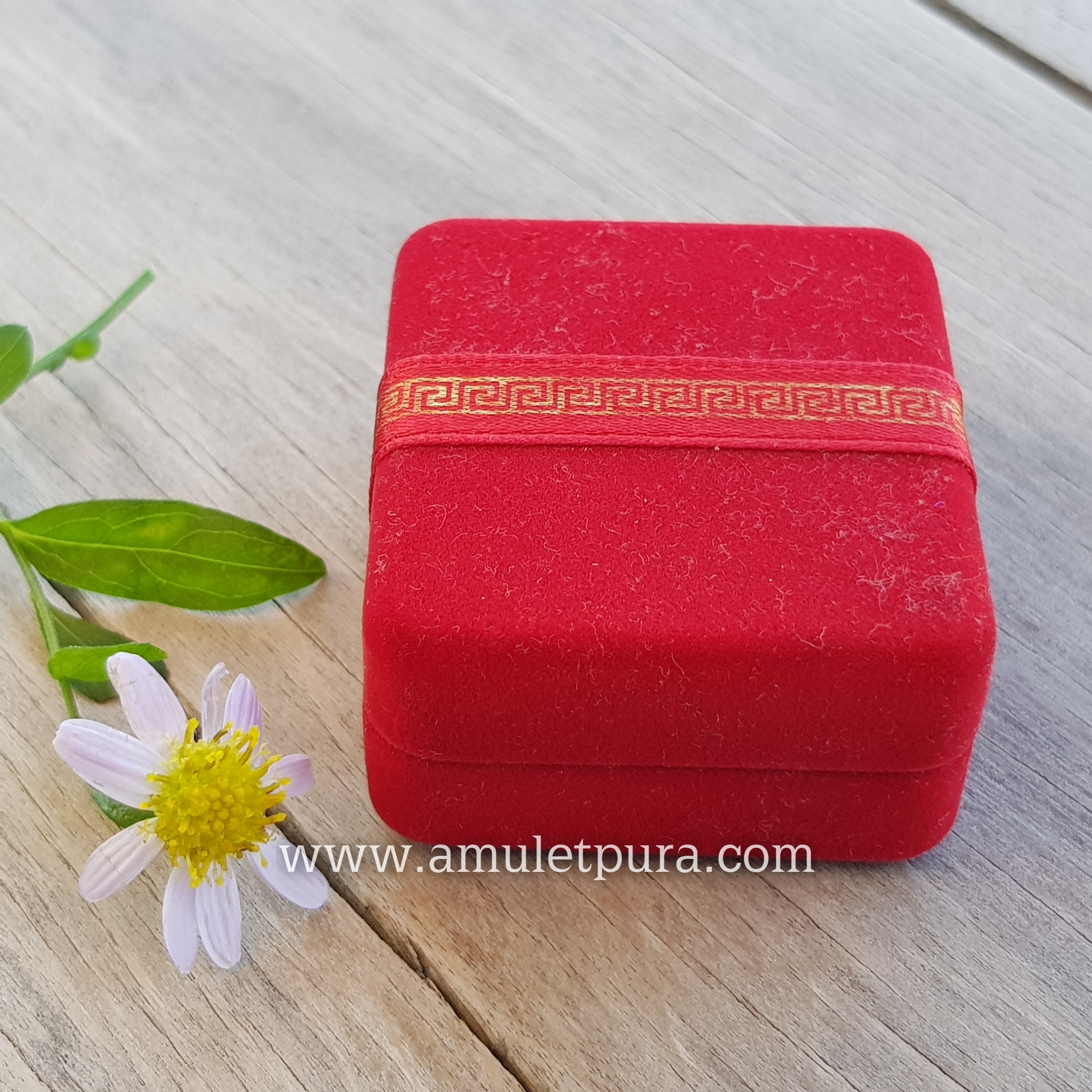 ไฉ่ซิ้งเอิ๊ยแปดเหลี่ยม (ขาว ผงธูป) ปี47 พุทธสถานจีเต็กลิ้ม จ.นครนายก