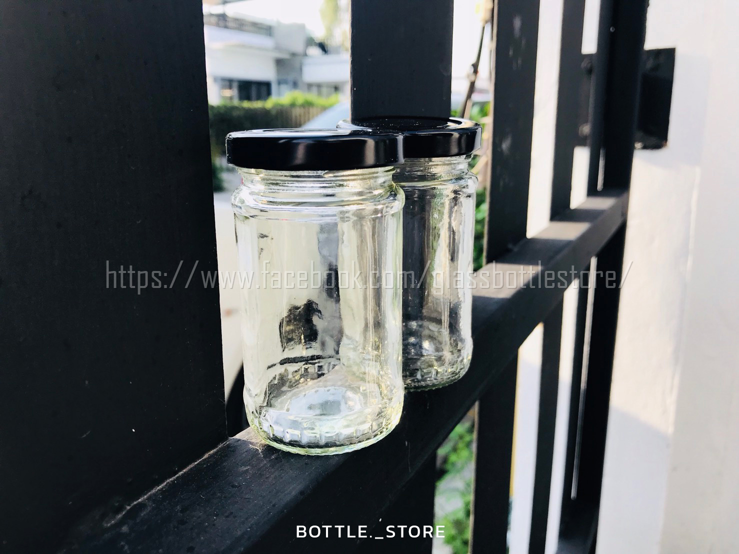 ขวดแก้ว ทรงกระบอก 120ml ฝาเกลียวล็อคสีดำ