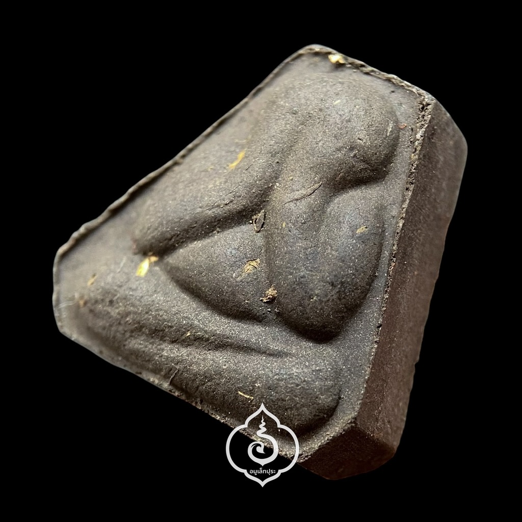 พระปิดตาสารพัดรวยสามจีน (เนื้อผงใบลาน) ปี45 เจ้าคุณธงชัย วัดไตรมิตร กรุงเทพฯ (ปลุกเสกพร้อมกับพระนารายณ์ทรงครุฑ รุ่นแรก)