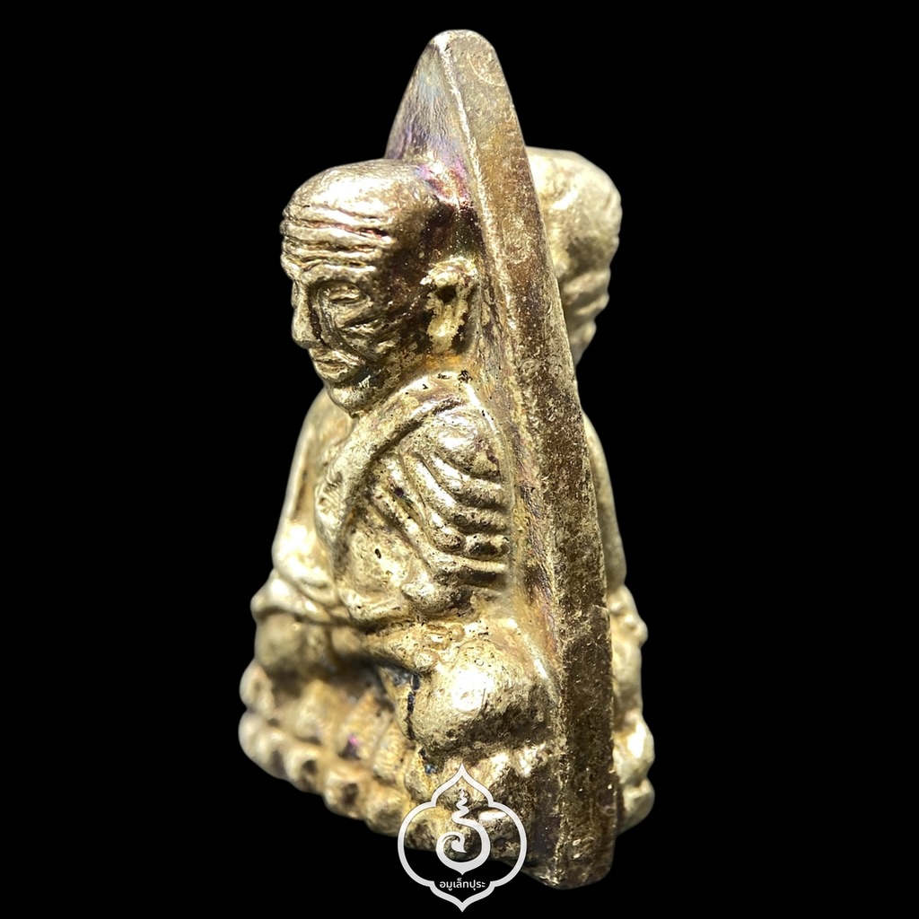 หลวงปู่ทวด พิมพ์เตารีดใหญ่ 2 หน้า กรรมการ ปี43 เนื้อนวะพรายเงิน สมเด็จพระสังฆราช วัดบวรนิเวศวิหาร (ตอก 4 โค้ด หน้า คอจุด ก้นลายเซ็นต์)