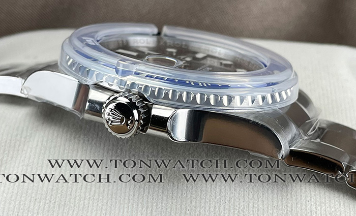 ROLEX SUBMARINER BLUE 41 MM. VSF