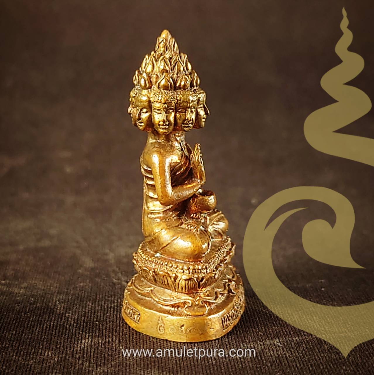 พระเศรษฐีนวโกฏิ (เนื้อสัตตโลหะ) รุ่นประทานพรร่ำรวย ปี52 หลวงปู่คำบุ วัดกุดชมภู จ.อุบลราชธานี (ใต้ฐานอุดผงพุทธคุณ มีโค้ด และหมายเลขกำกับ)