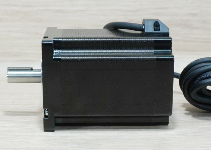 Stepper Motor (Nema34) แรงบิด 8.5N.m 5.6A Shaft 14mm (86BYGH250C) - 5m Cable