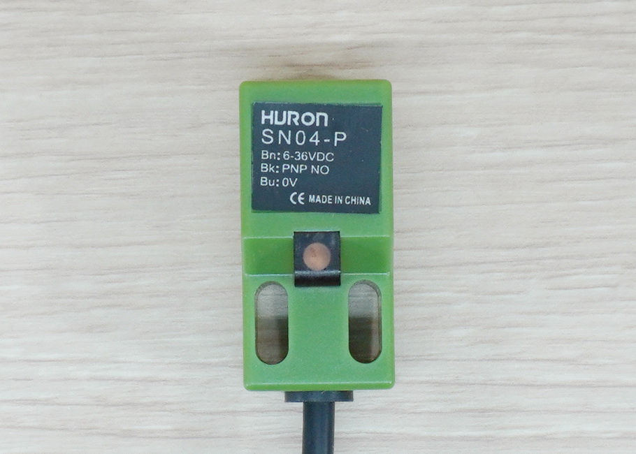 SN04-P (PNP, NO ระยะ 4mm) 6-36V DC Inductive Proximity Switch