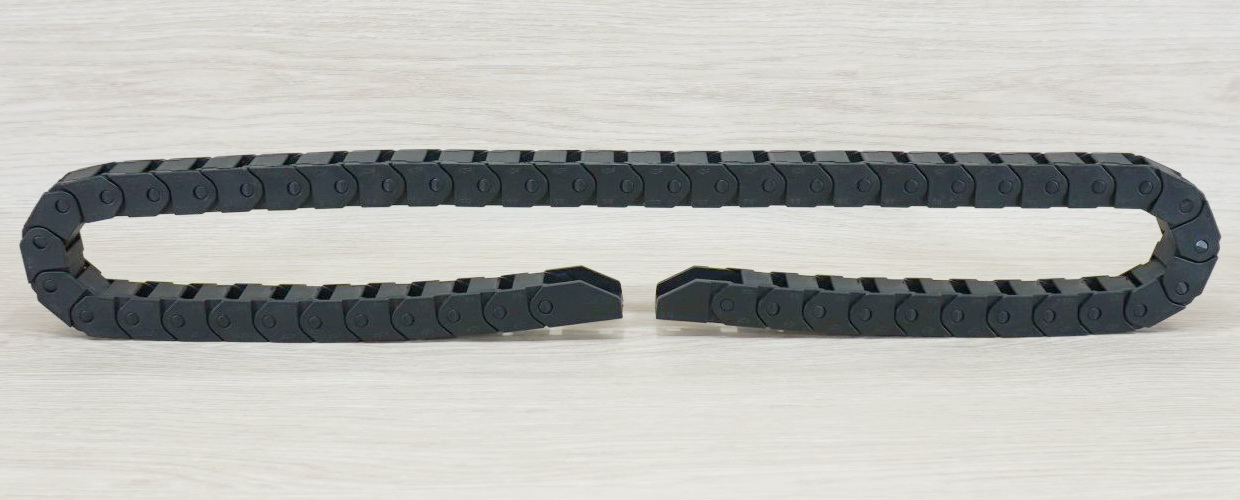 15 X 15 mm Cable Drag Chain R28mm ยาว 1M และ End Connectors