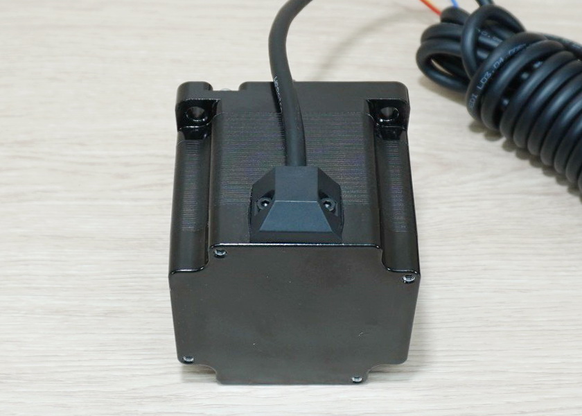 Stepper Motor (Nema34) แรงบิด 4.5N.m 5A Shaft 14mm (86BYGH250A) - 5m Cable