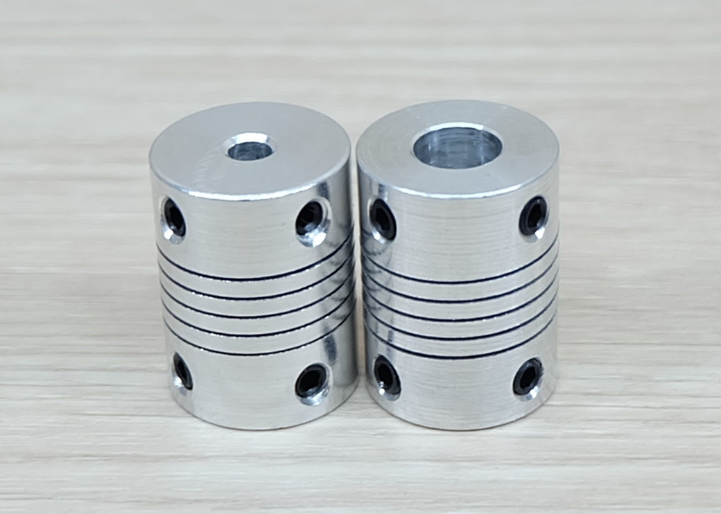4 x 8 mm RS-Flexible Shaft Coupling D20 L25 mm