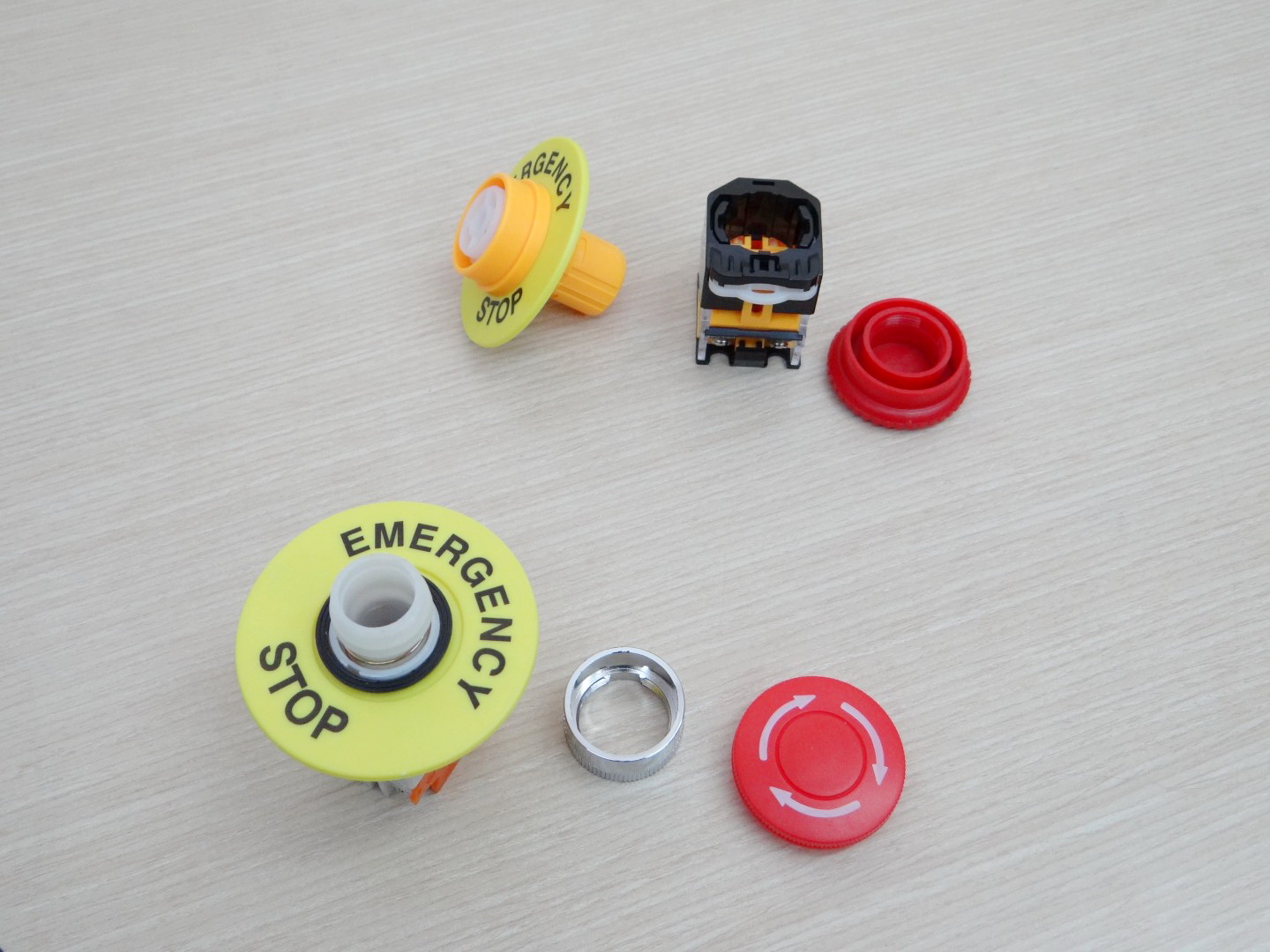 Emergency Stop - Legend Plate ID 22mm / OD 60mm