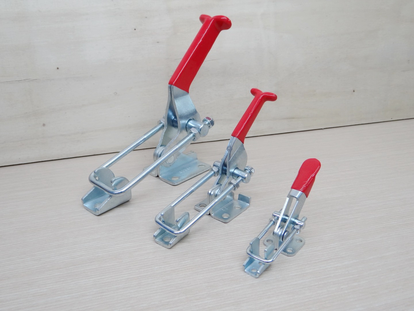 40323 Latch Type Toggle Clamp Hand 163KG Holding Capacity