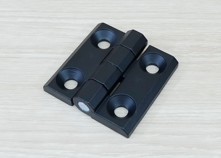 บานพับ Hinge 60x60 mm Zinc alloy หนา 8 mm ระยะรู 35x35 mm, รูยึด 8.2 mm (สีดำ)
